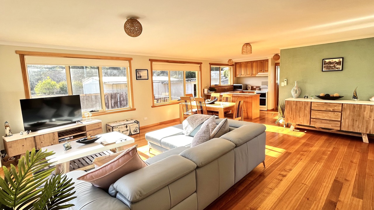 Photo of Livingroom in Coles Bay