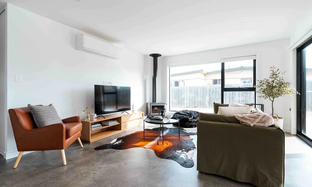 Photo of Livingroom in Weymouth