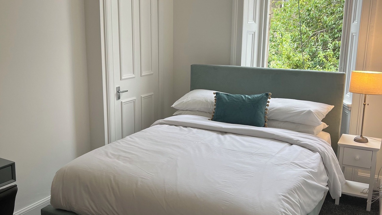 Photo of Bedroom in Newington