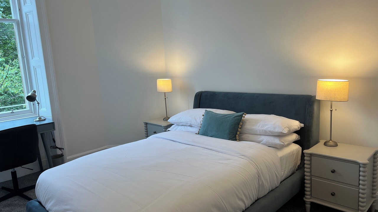 Photo of Bedroom in Newington