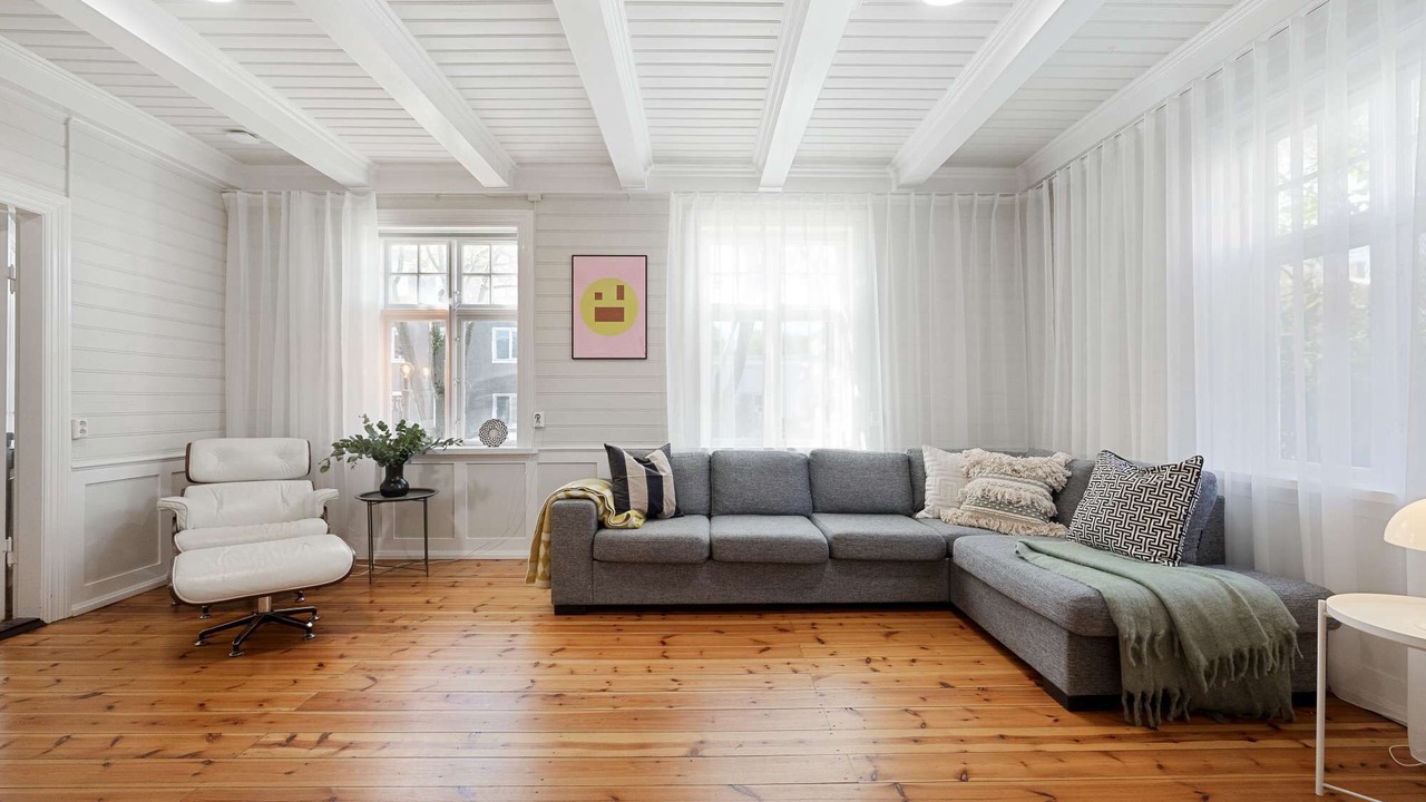 Photo of Livingroom in Downtown