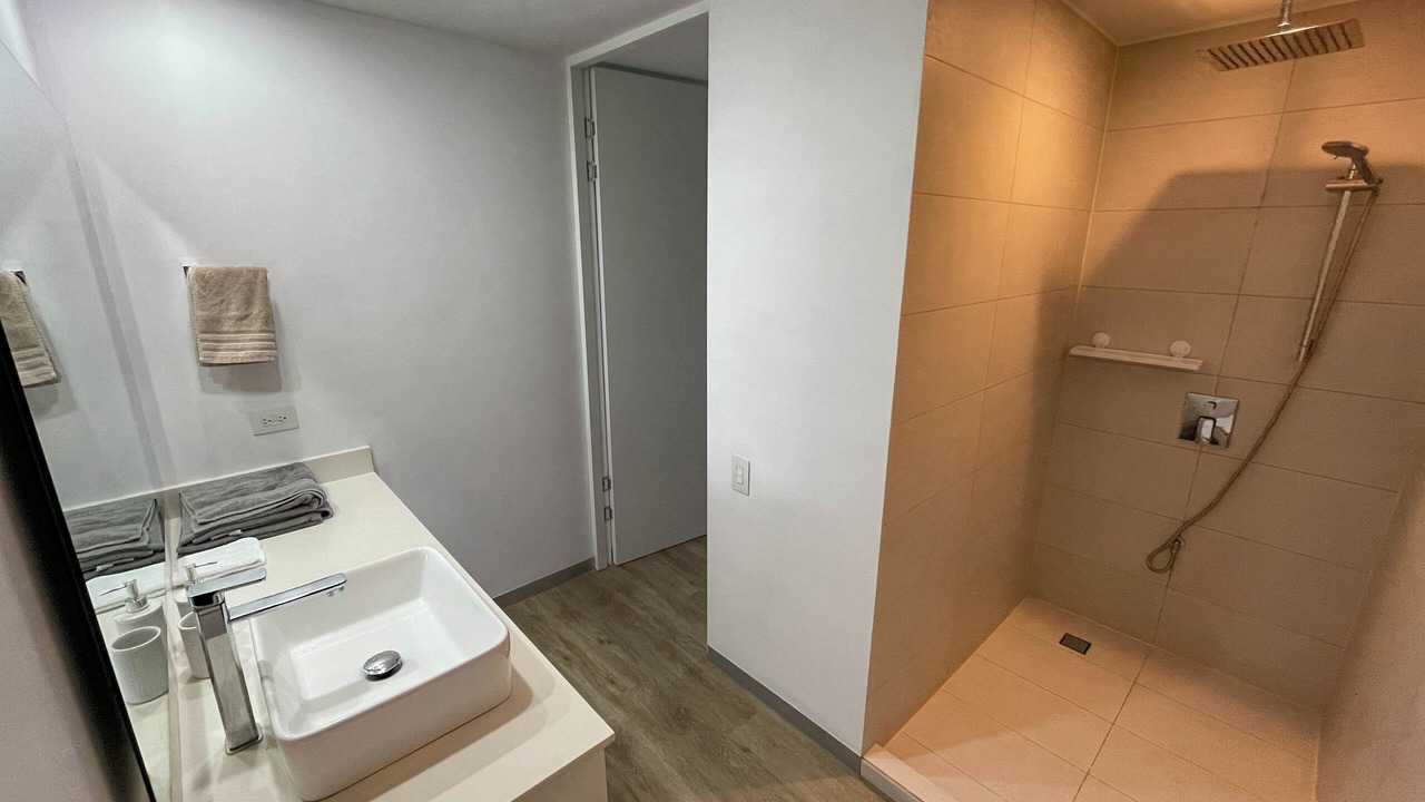Photo of Bathroom in Curridabat