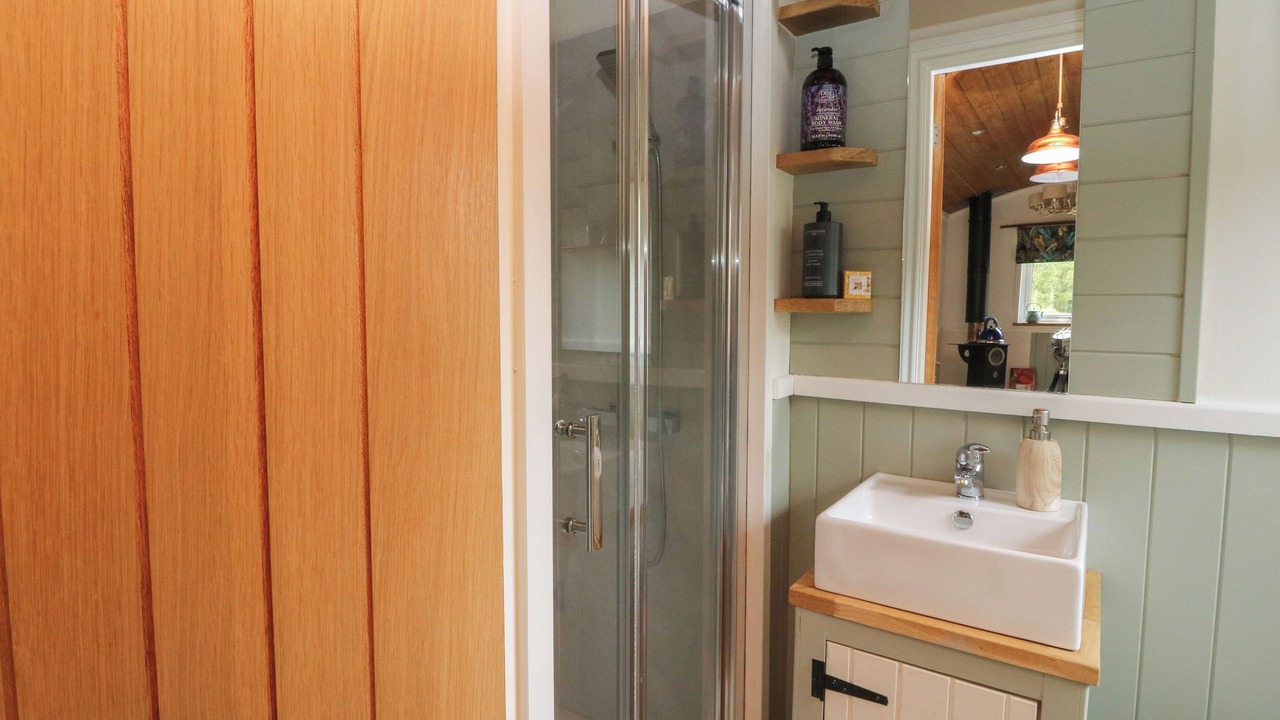 Photo of Bathroom in Lochearnhead