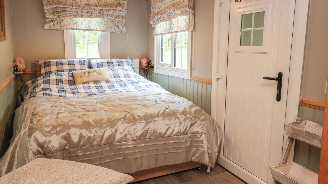 Photo of Bedroom in Lochearnhead