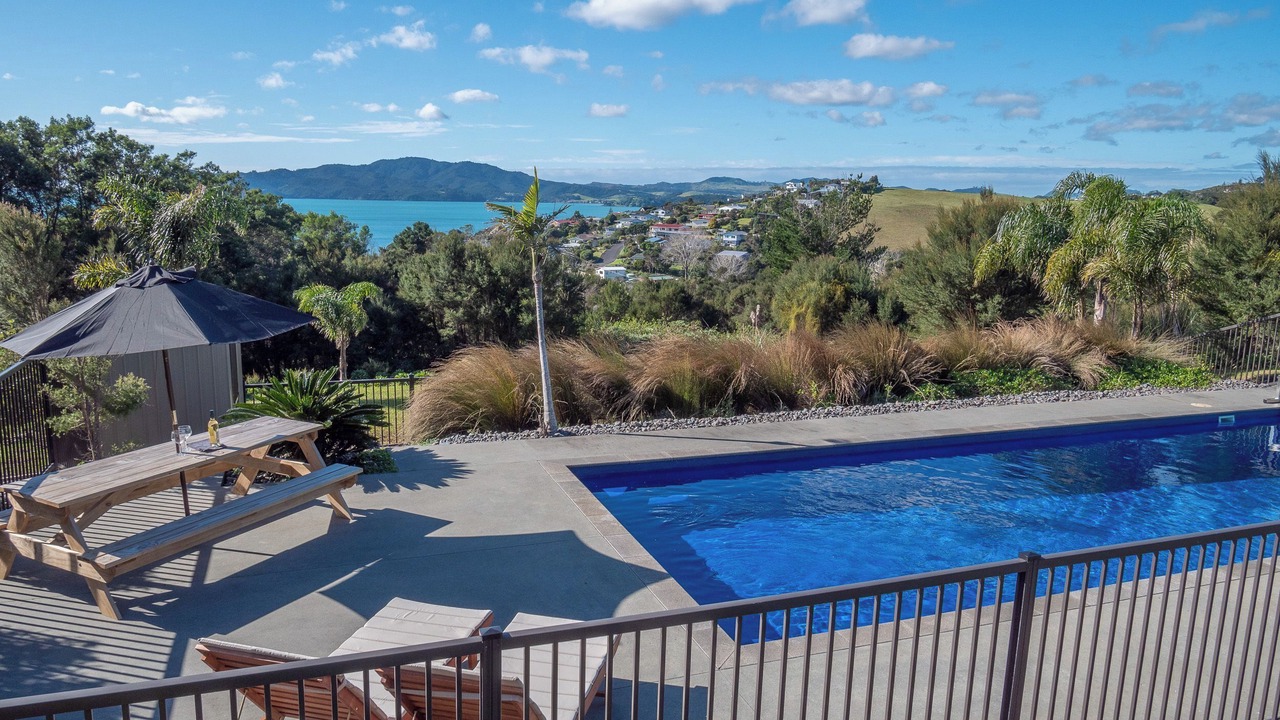 Photo of Outdoor in Cable Bay
