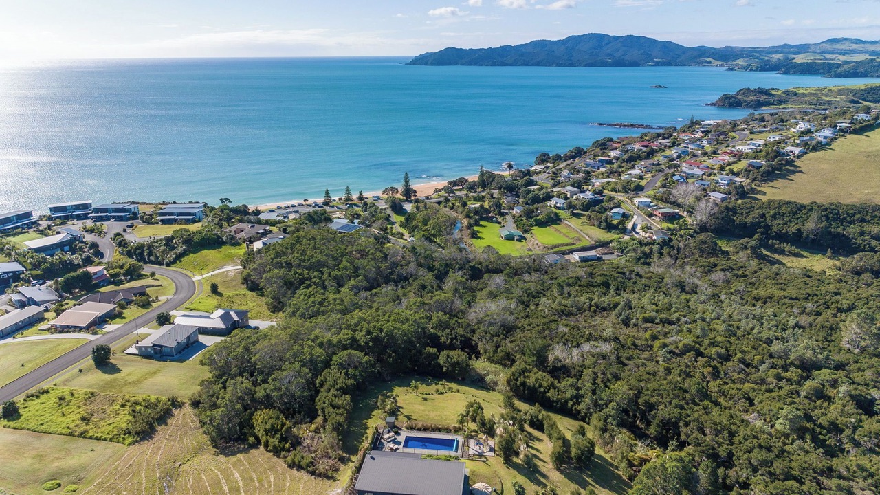 Photo of Outdoor in Cable Bay