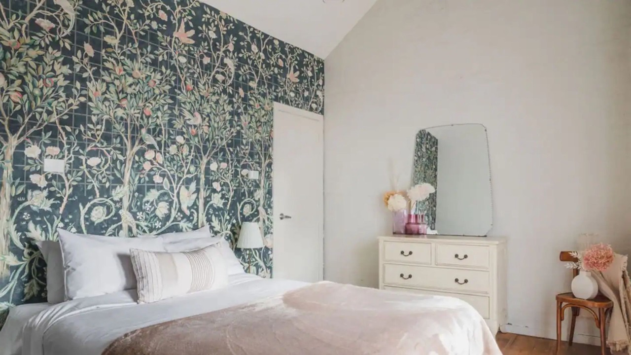 Photo of Bedroom in West Hobart