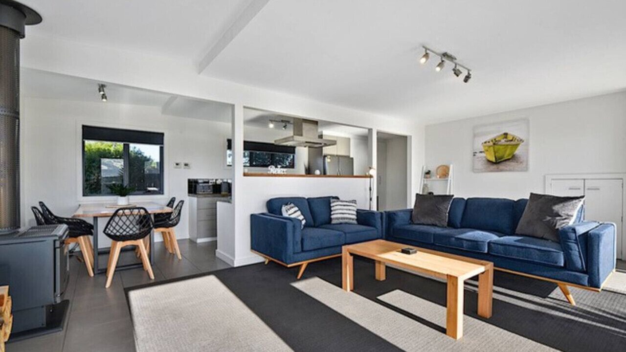 Photo of Livingroom in Akaroa