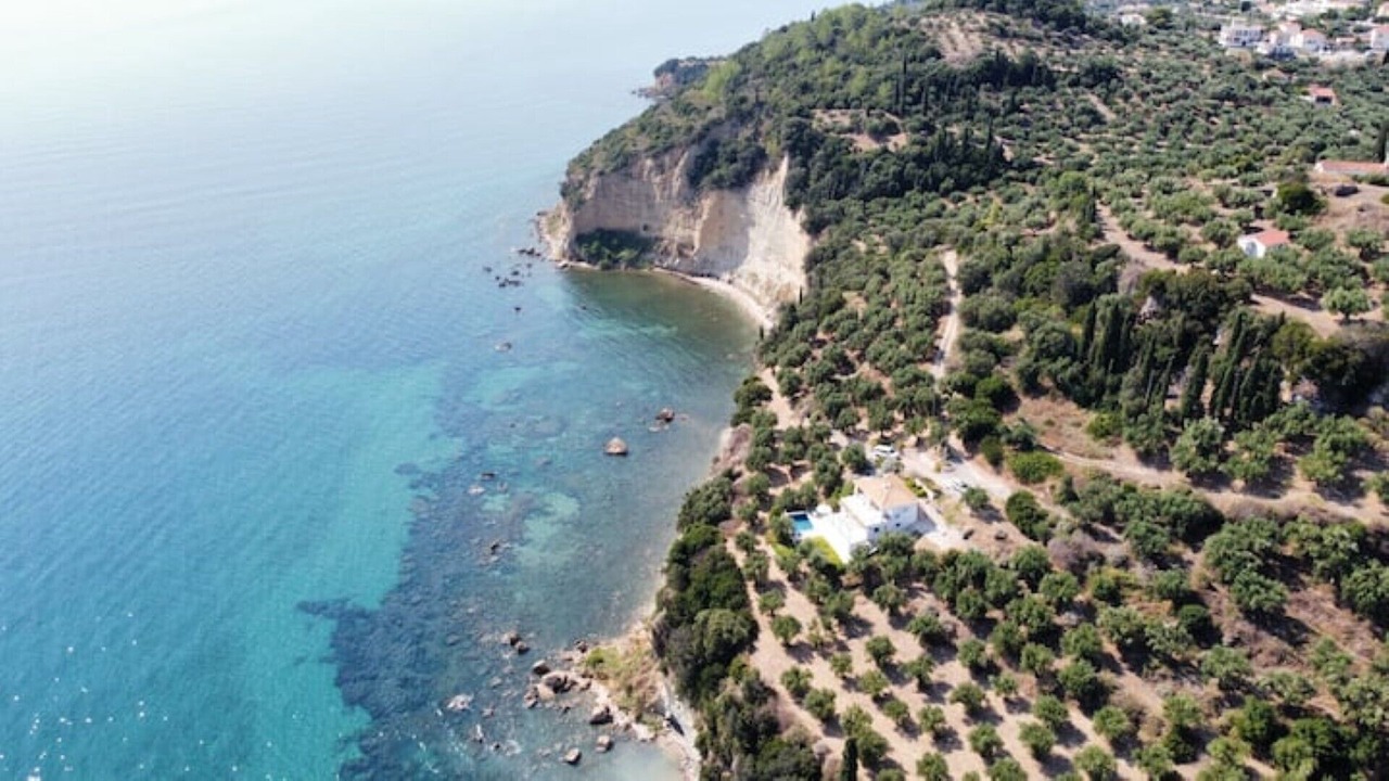 Photo of Outdoor in Aipeia