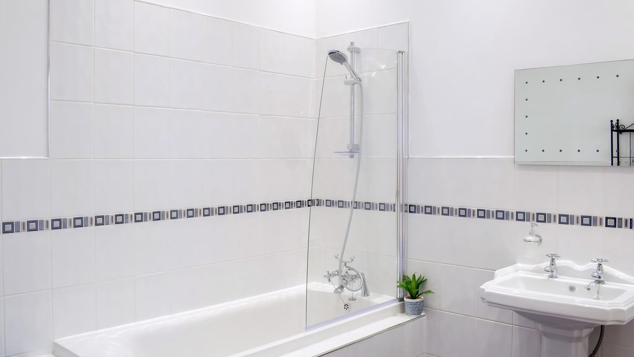 Photo of Bathroom in Ardrossan