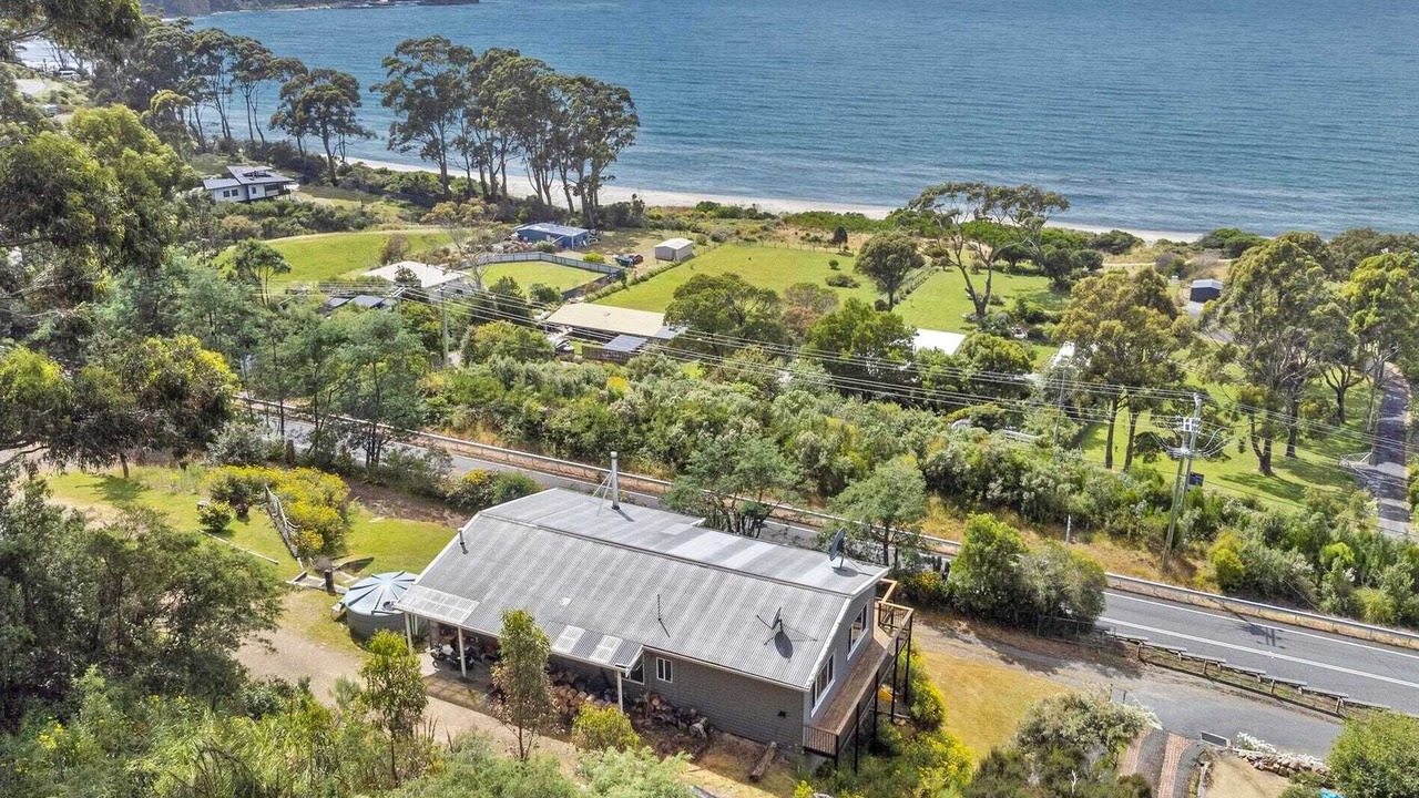 Photo of Outdoor in Eaglehawk Neck