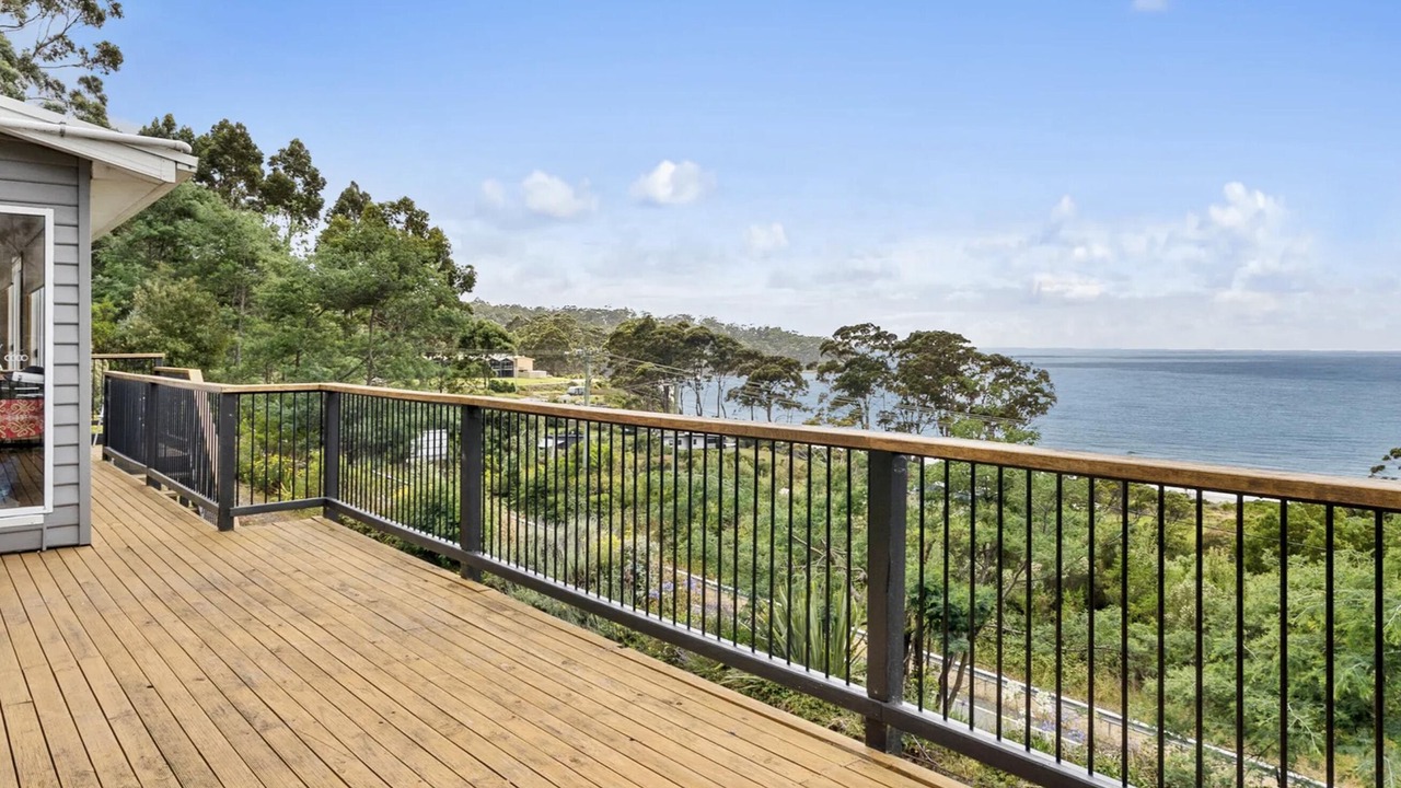 Photo of Patio Balcony in Eaglehawk Neck