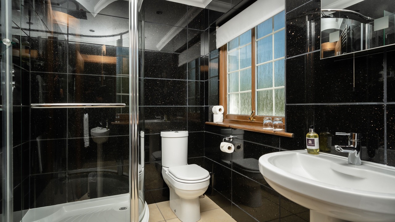 Photo of Bathroom in Kirkhill