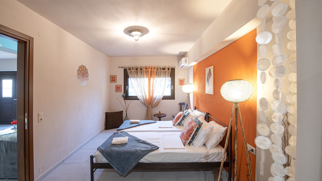 Photo of Bedroom in Vathianos Kampos