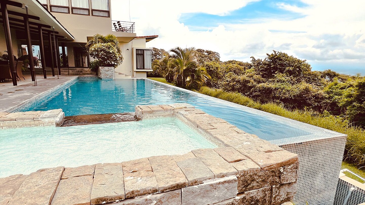 Photo of Outdoor in Garabito