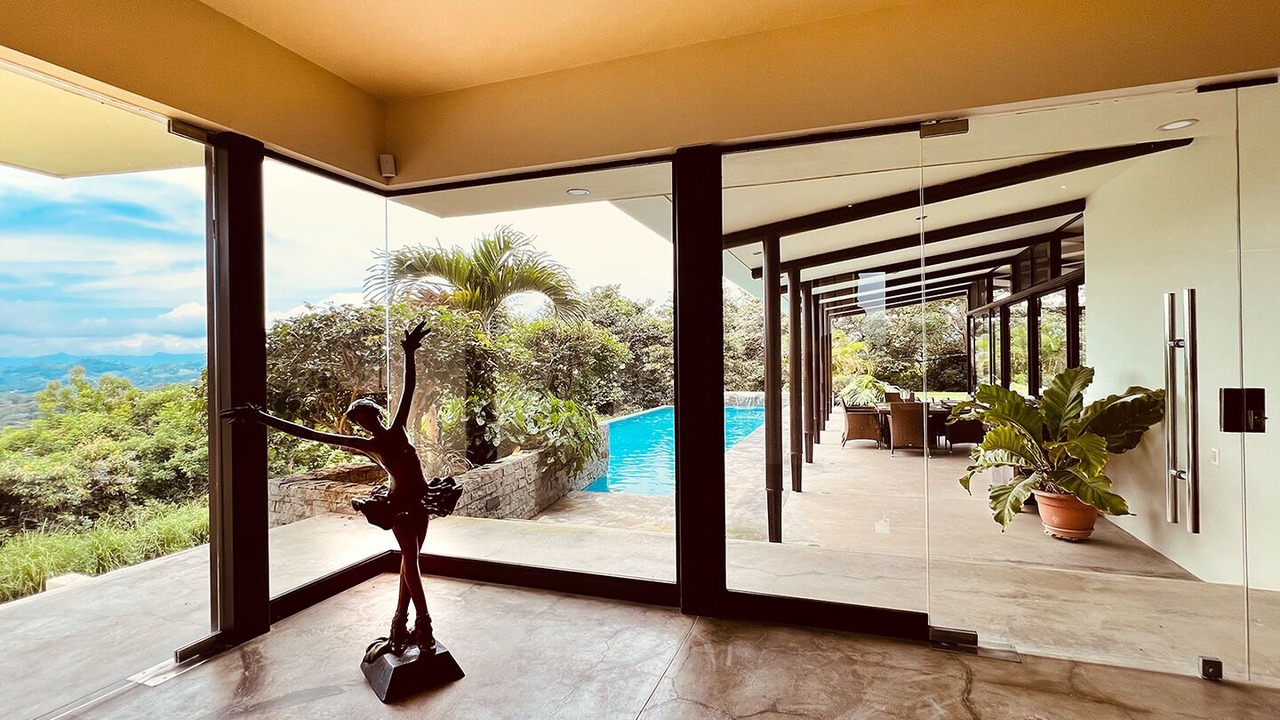 Photo of Outdoor in Garabito