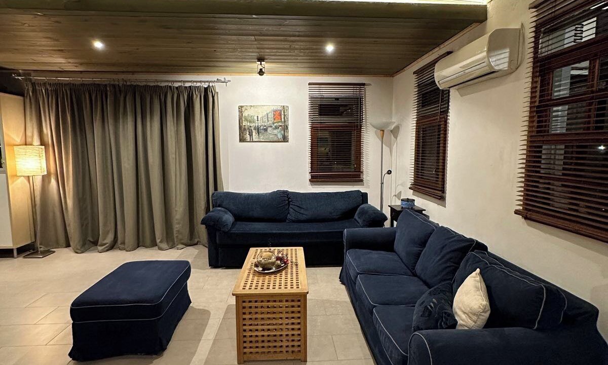 Photo of Livingroom in Kineta