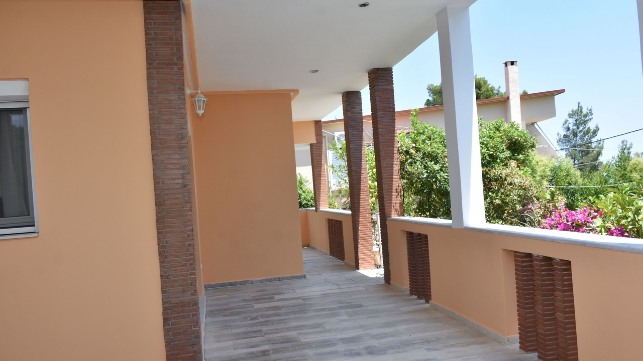 Photo of Patio Balcony in Oropos