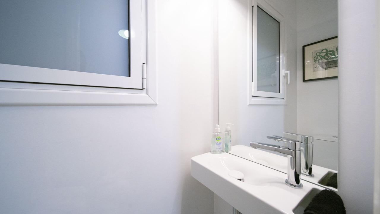 Photo of Bathroom in Platia Viktorias
