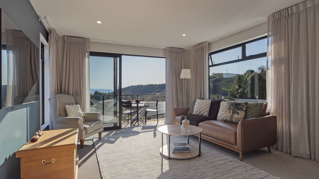 Photo of Livingroom in Stoke
