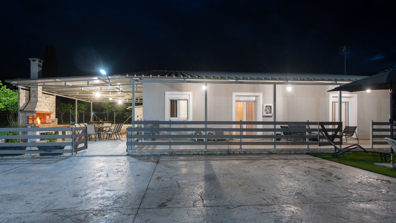 Photo of Patio Balcony in Agia Marina