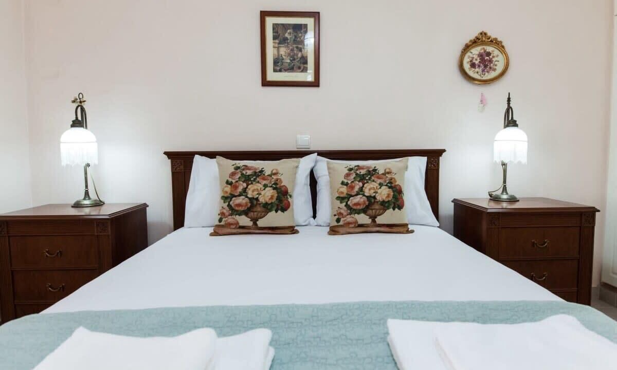 Photo of Bedroom in Petroupoli