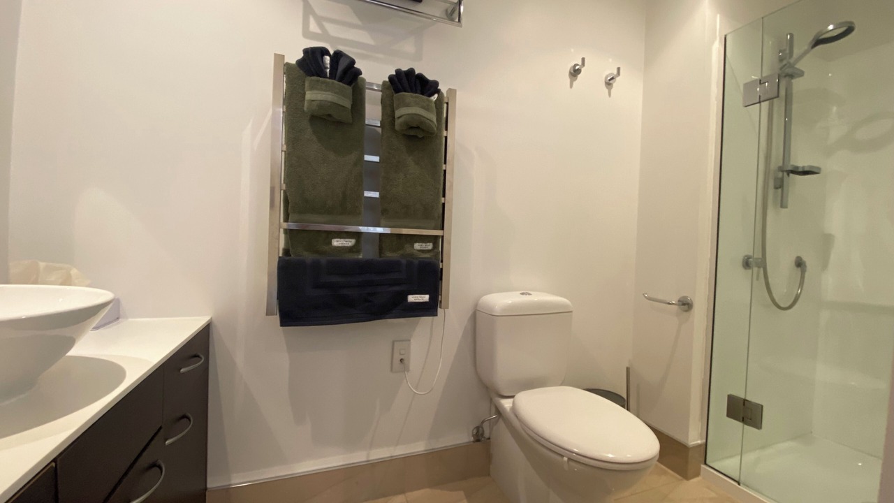 Photo of Bathroom in Stepneyville