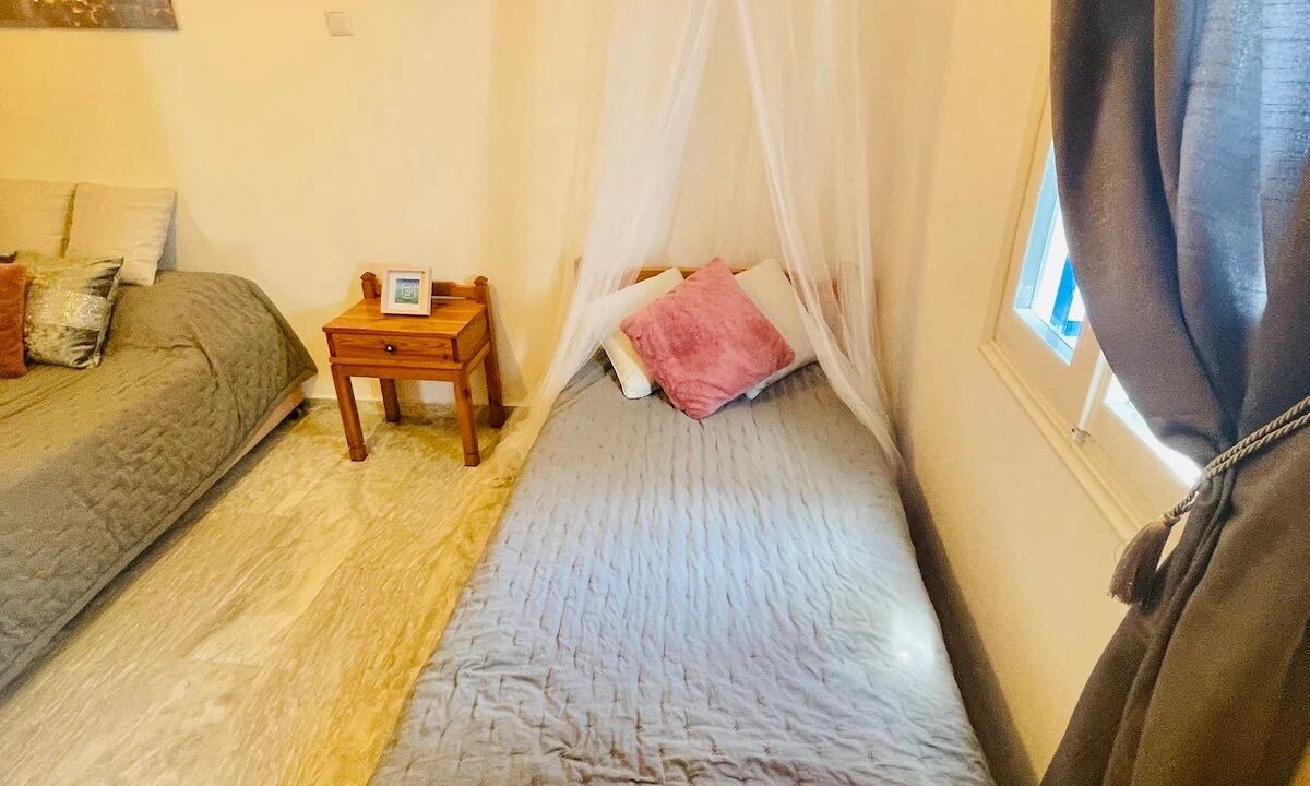 Photo of Bedroom in Posidonia