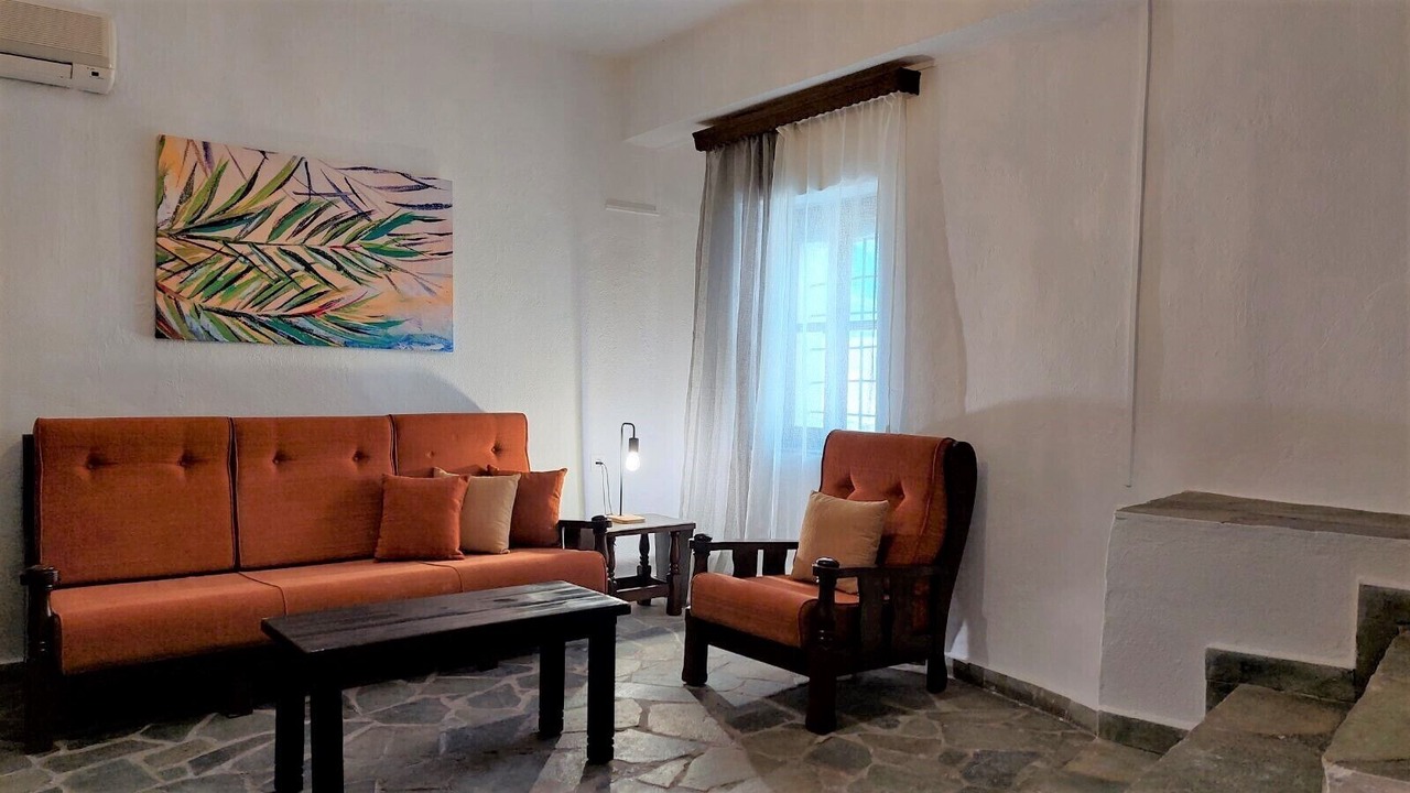 Photo of Livingroom in Mourtzana