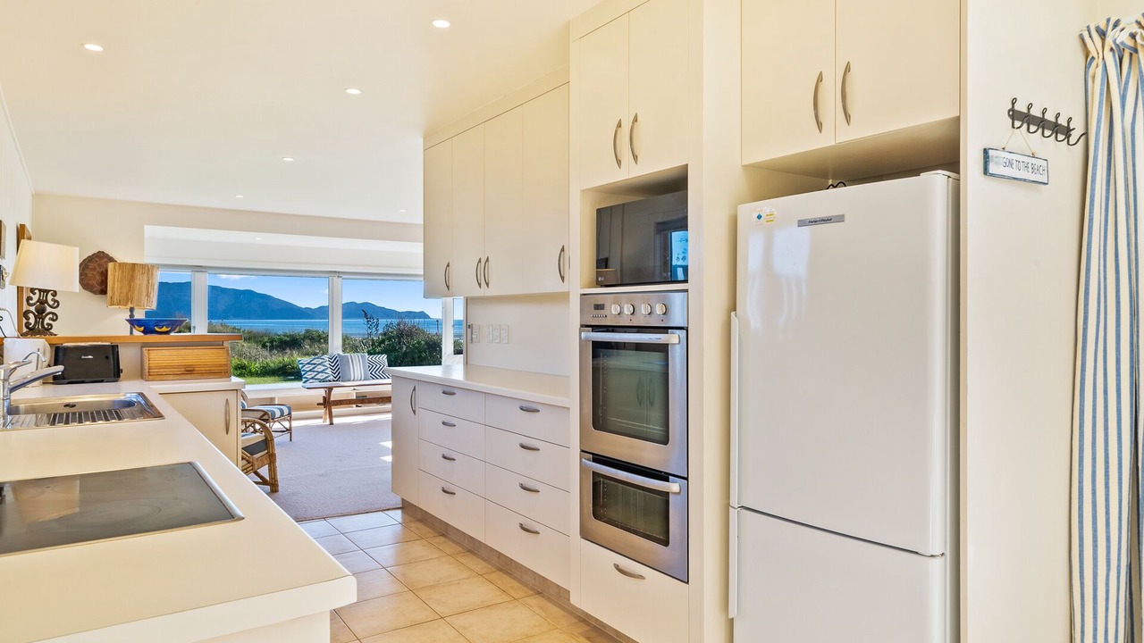 Photo of Kitchen in Waikanae