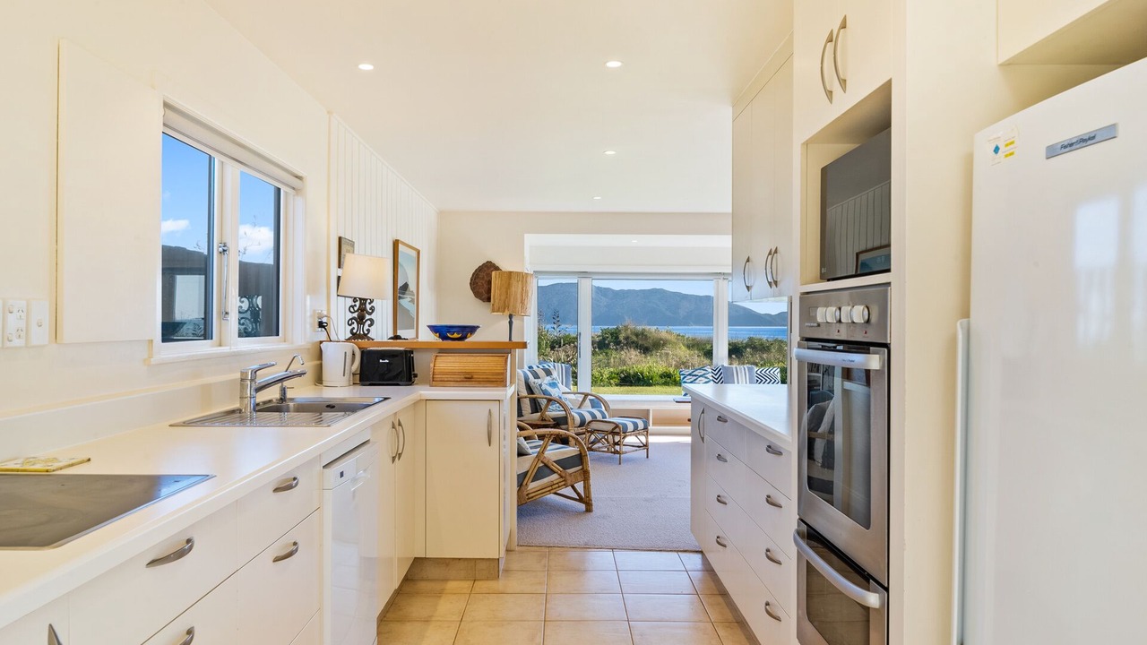 Photo of Kitchen in Waikanae