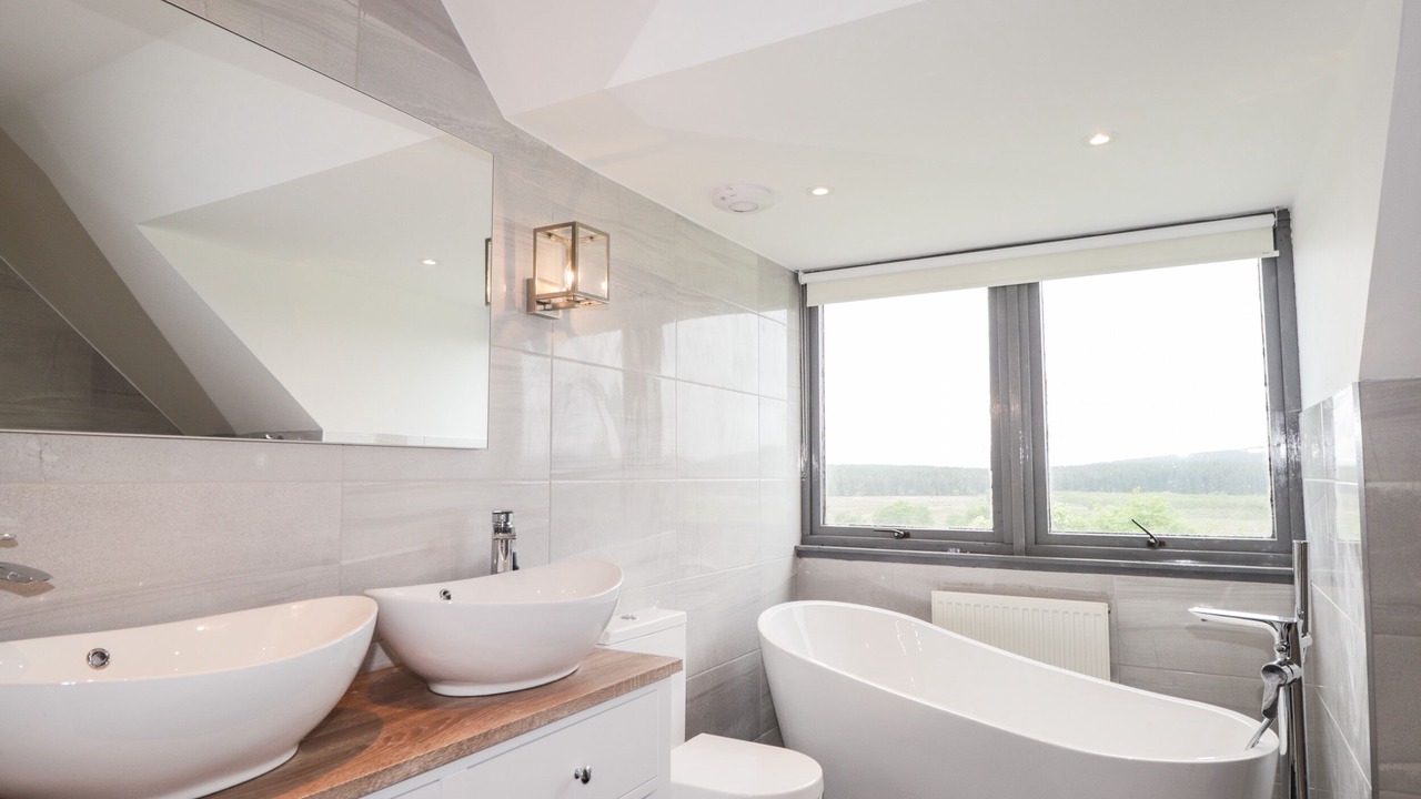 Photo of Bathroom in Lairg
