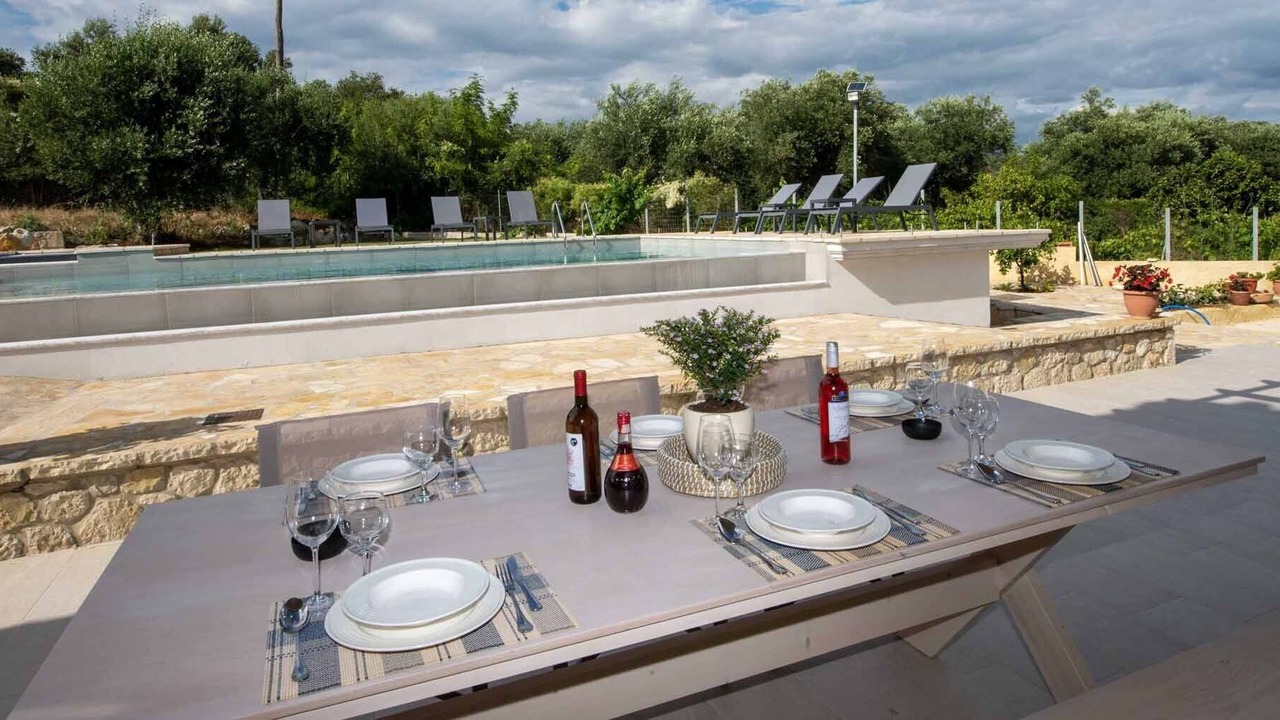 Photo of Outdoor in Roda