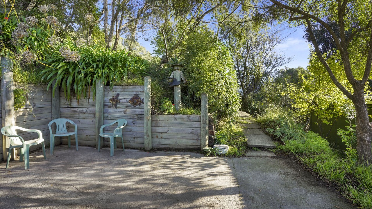 Photo of Patio Balcony in Diamond Harbour