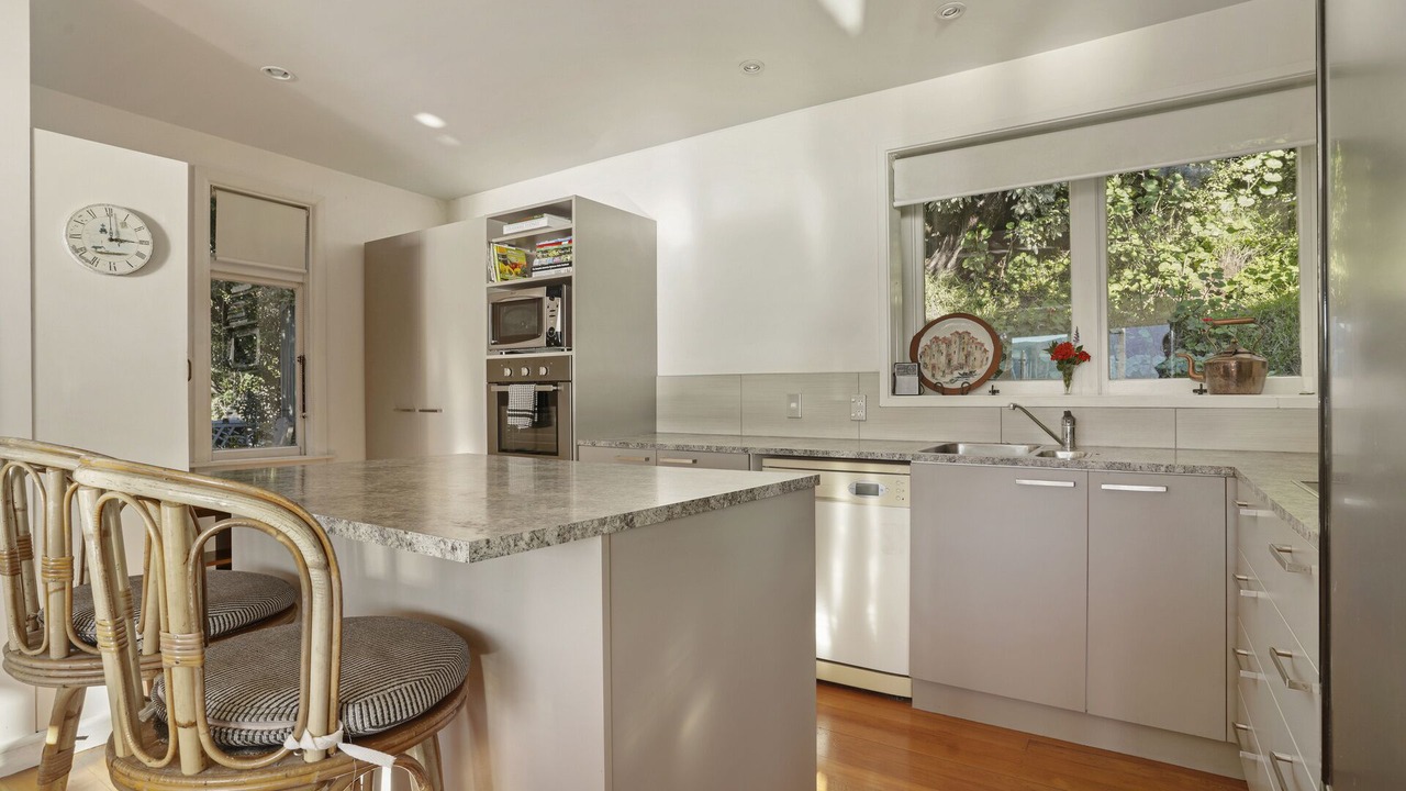 Photo of Kitchen in Diamond Harbour
