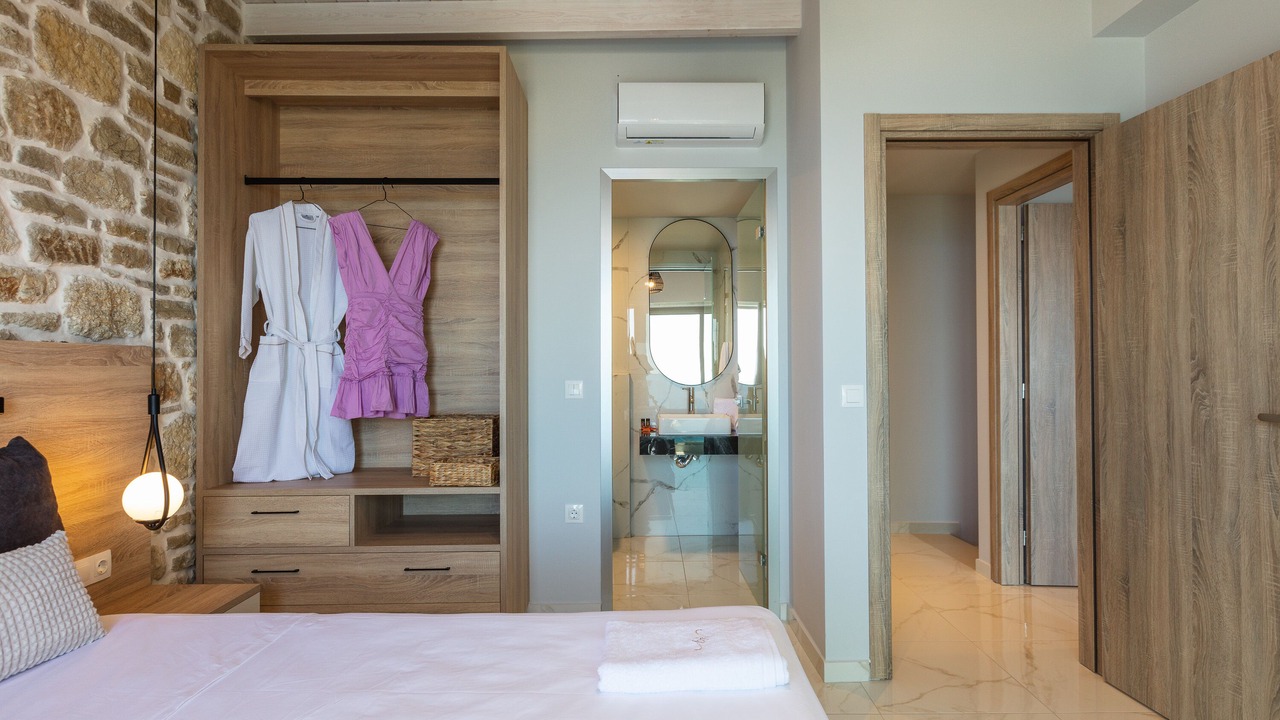 Photo of Bedroom in Limeniskos