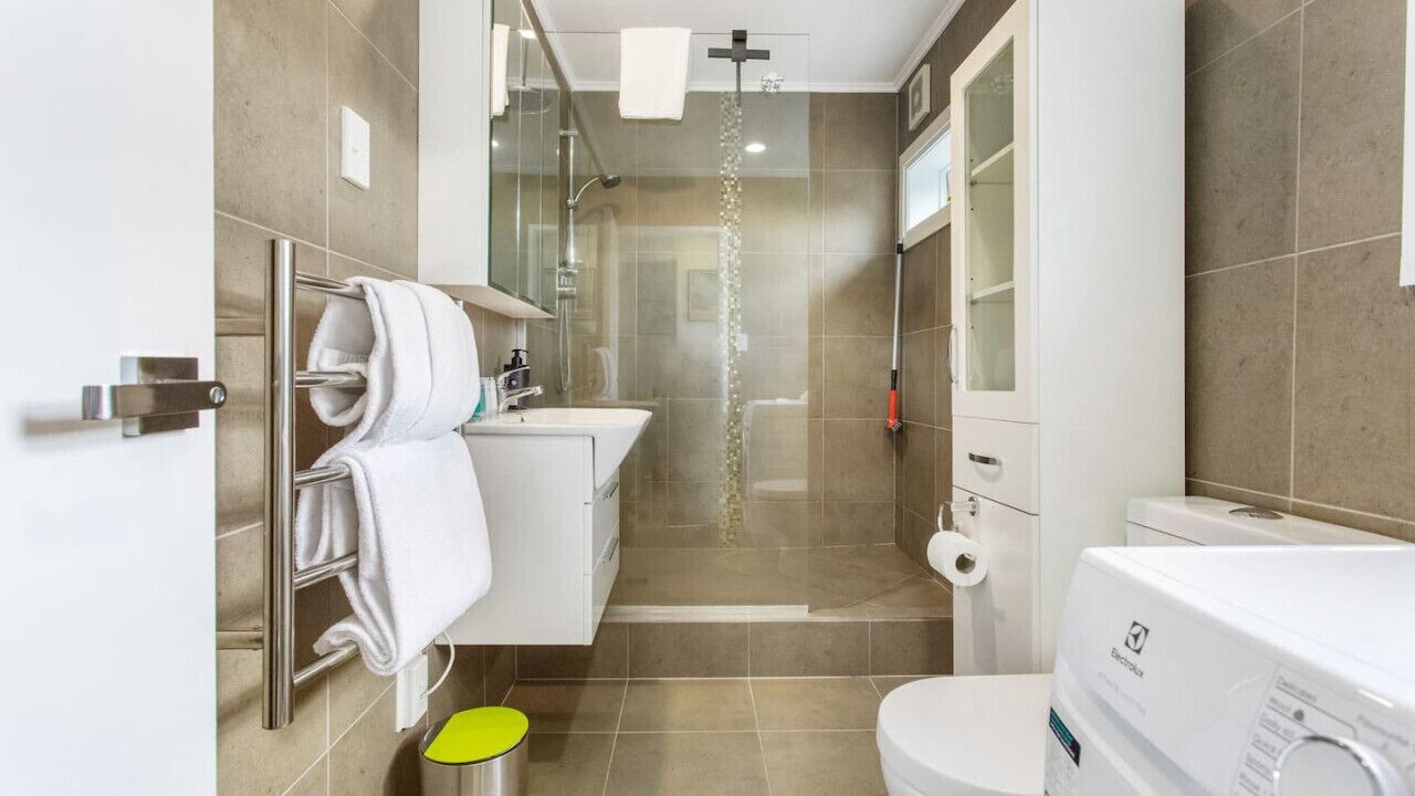 Photo of Bathroom in Castor Bay