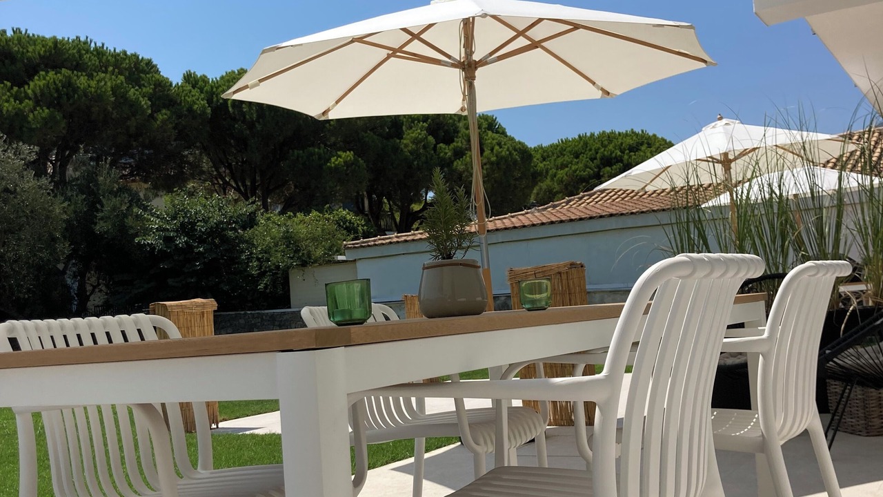Photo of Outdoor in Alikanas