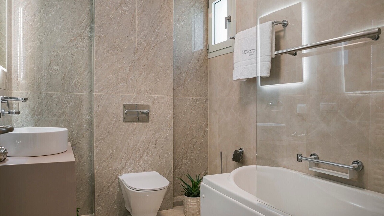 Photo of Bathroom in Sarlata