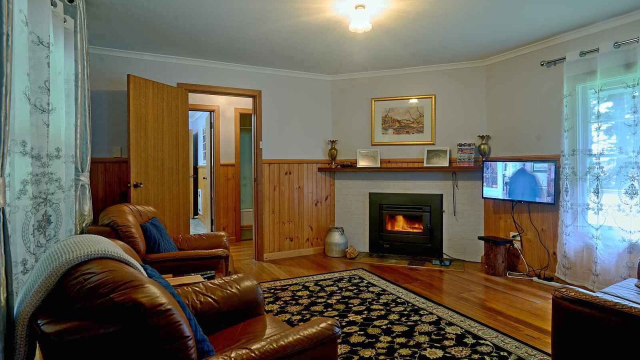 Photo of Bedroom in Roger River