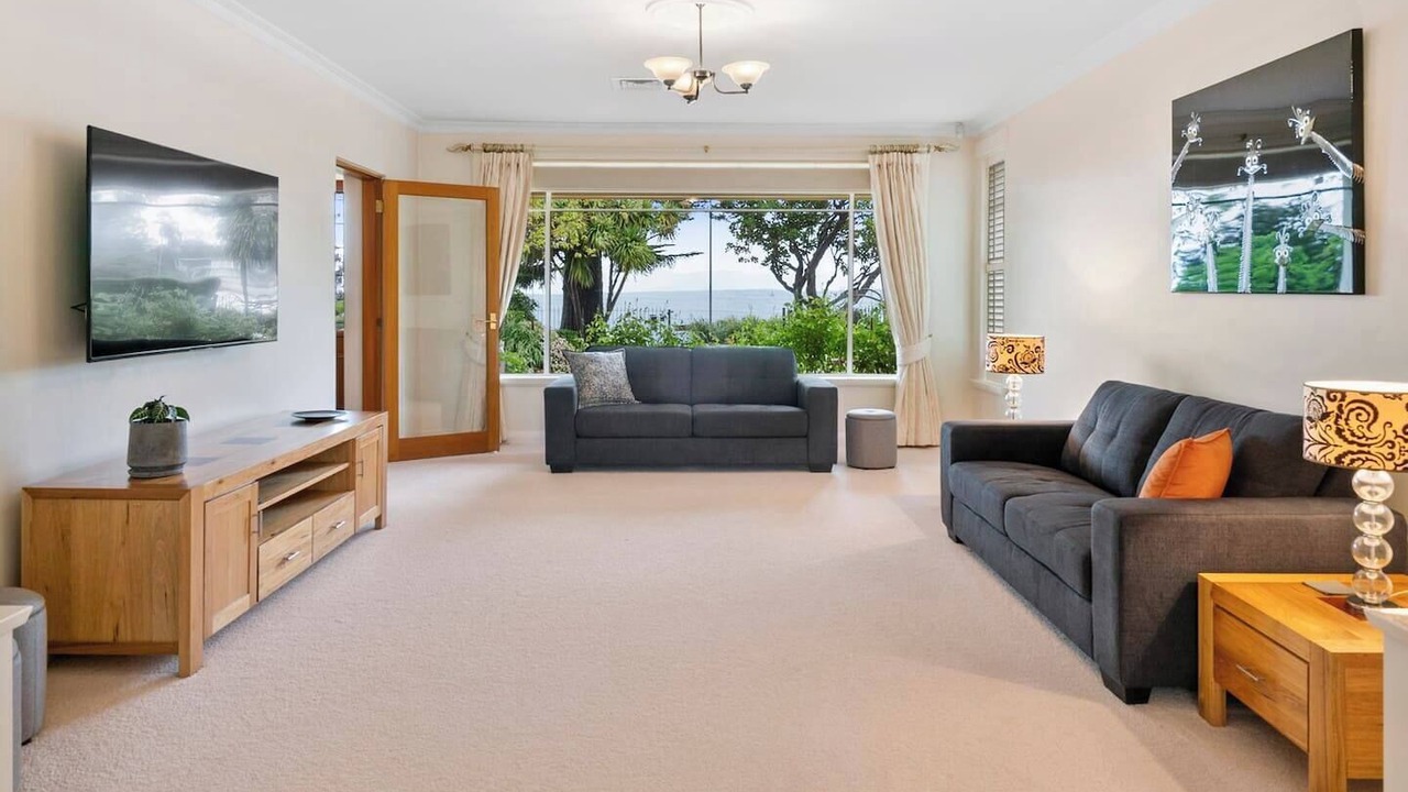 Photo of Livingroom in Sandy Bay