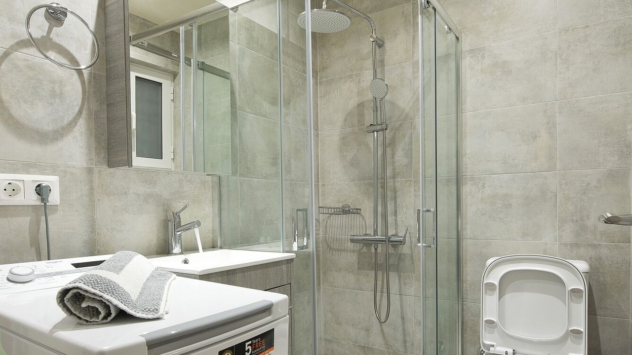 Photo of Bathroom in Koukaki