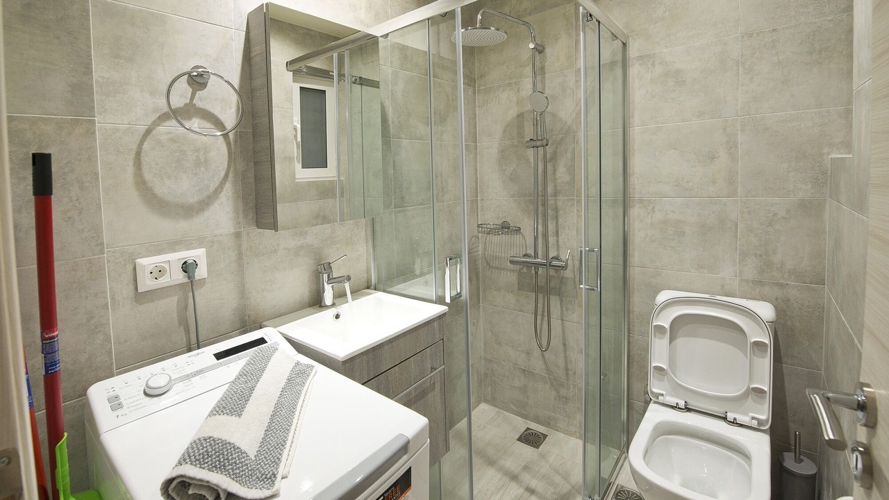 Photo of Bathroom in Koukaki