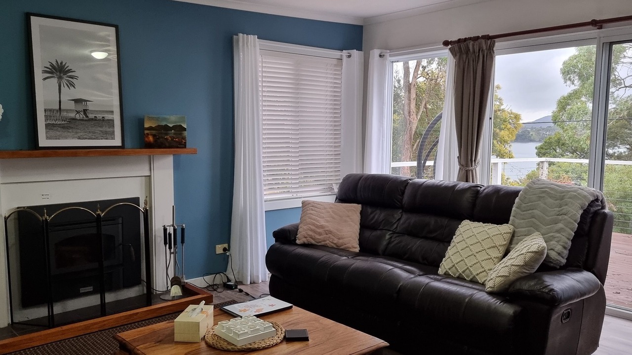 Photo of Livingroom in Clarence Point
