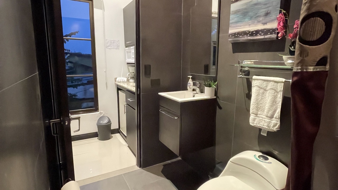 Photo of Bathroom in San Rafael Arriba