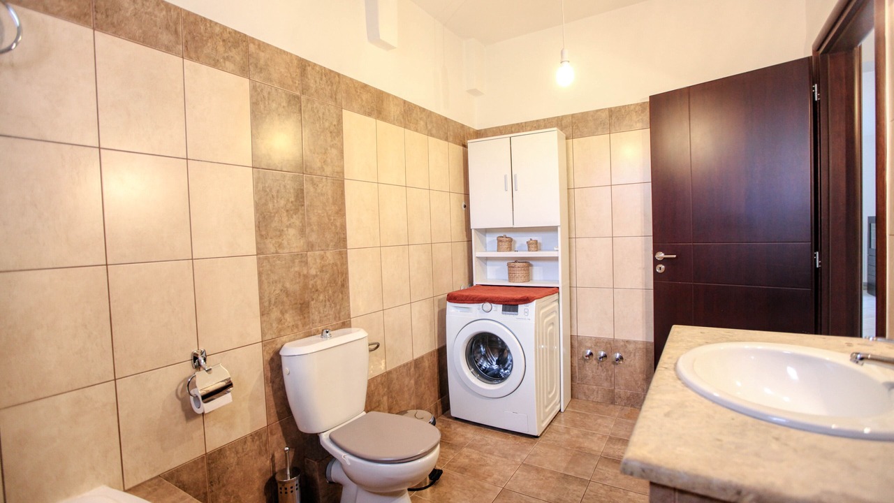 Photo of Bathroom in Kalambaka
