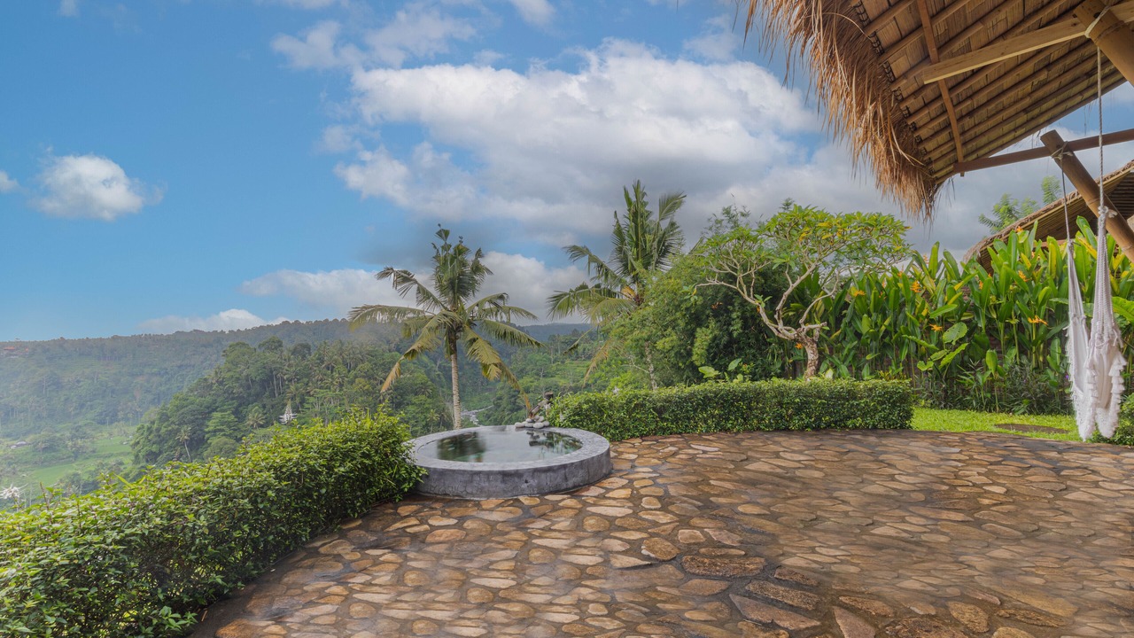 Photo of Patio Balcony in Selat