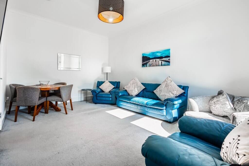 Photo of Livingroom in Wishaw