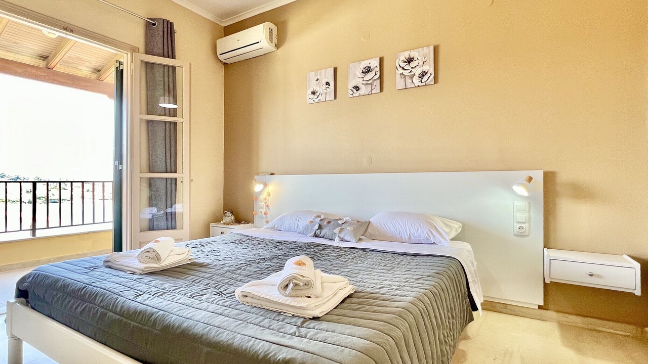Photo of Bedroom in Agios Stefanos Avliotes