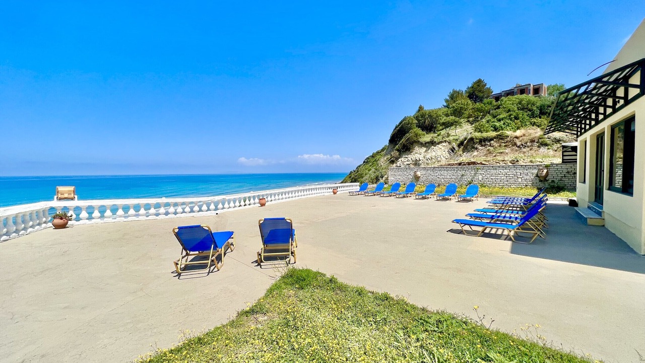 Photo of Patio Balcony in Agios Stefanos Avliotes